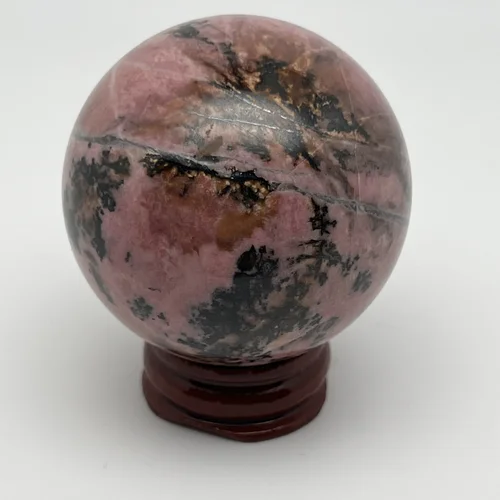 Декоративные шары из натуральных минералов