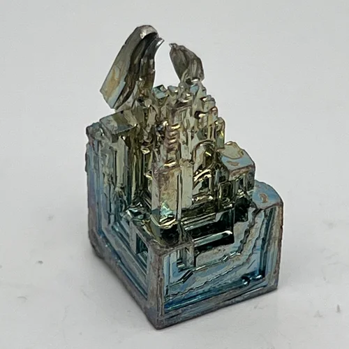 Висмут искусственно выращенный